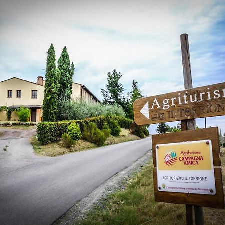 Agriturismo Il Torrione Черталдо Екстериор снимка