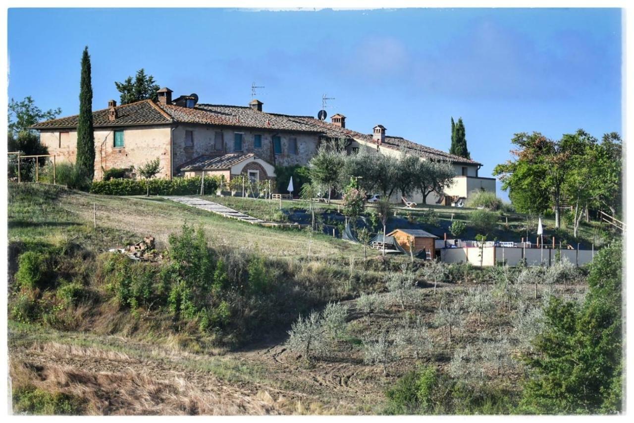 Agriturismo Il Torrione Villa Черталдо Екстериор снимка